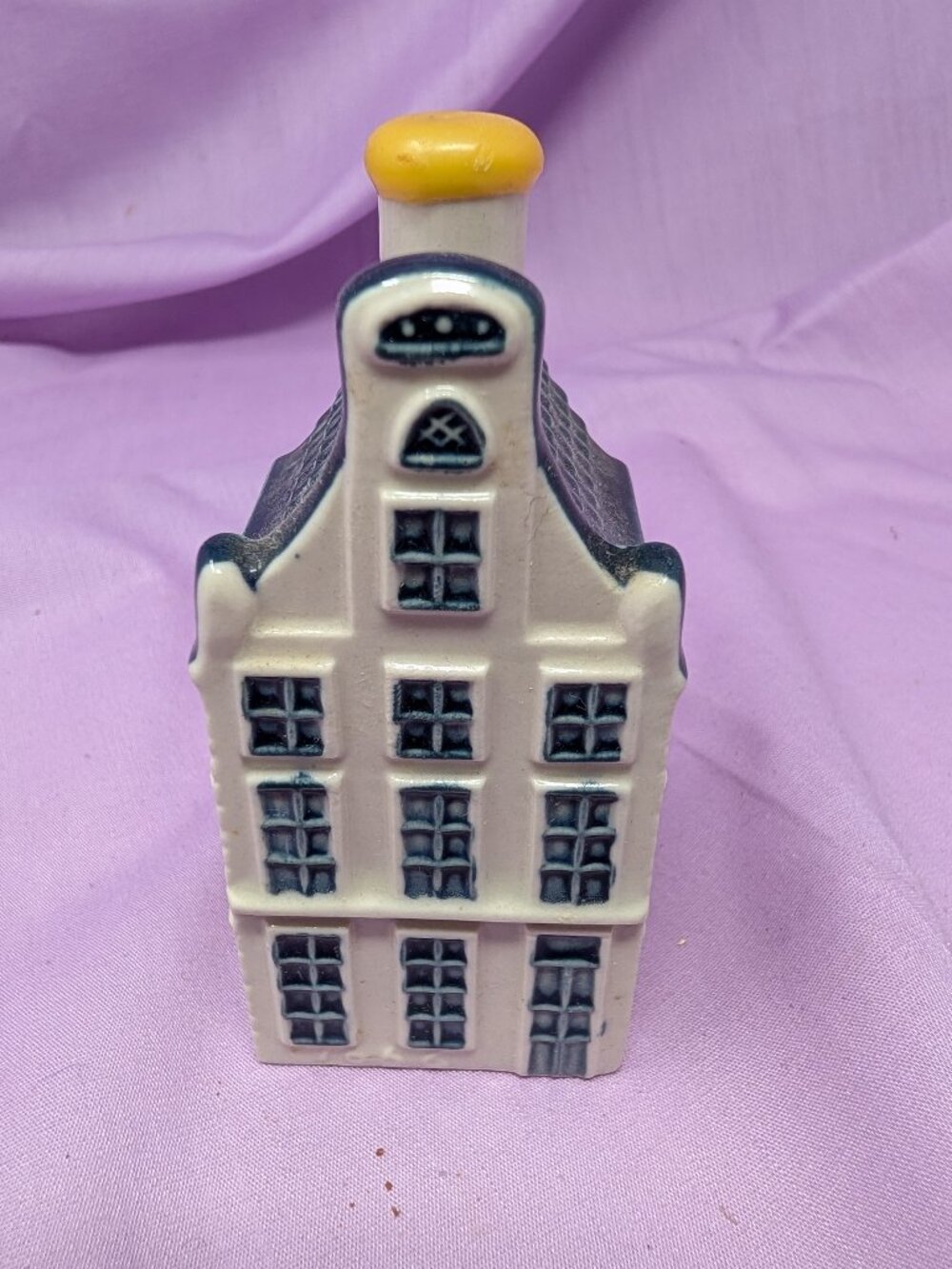KLM Blue Delft House #19